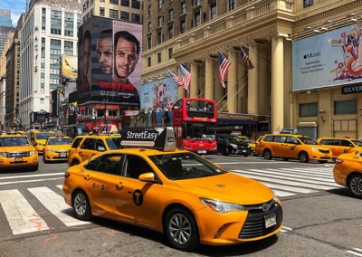 Keltaiset taksit New York, Usa matkat